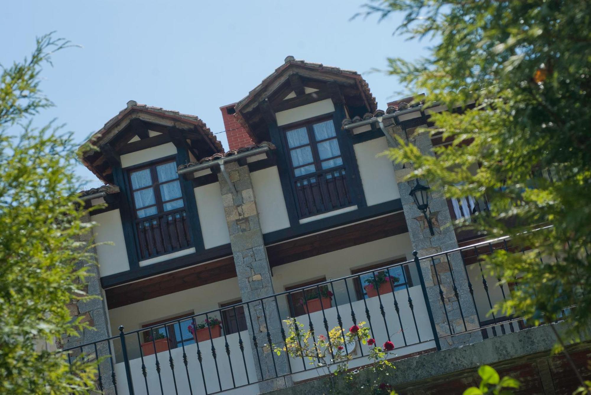 Viviendas Rurales Traldega Турьено Экстерьер фото